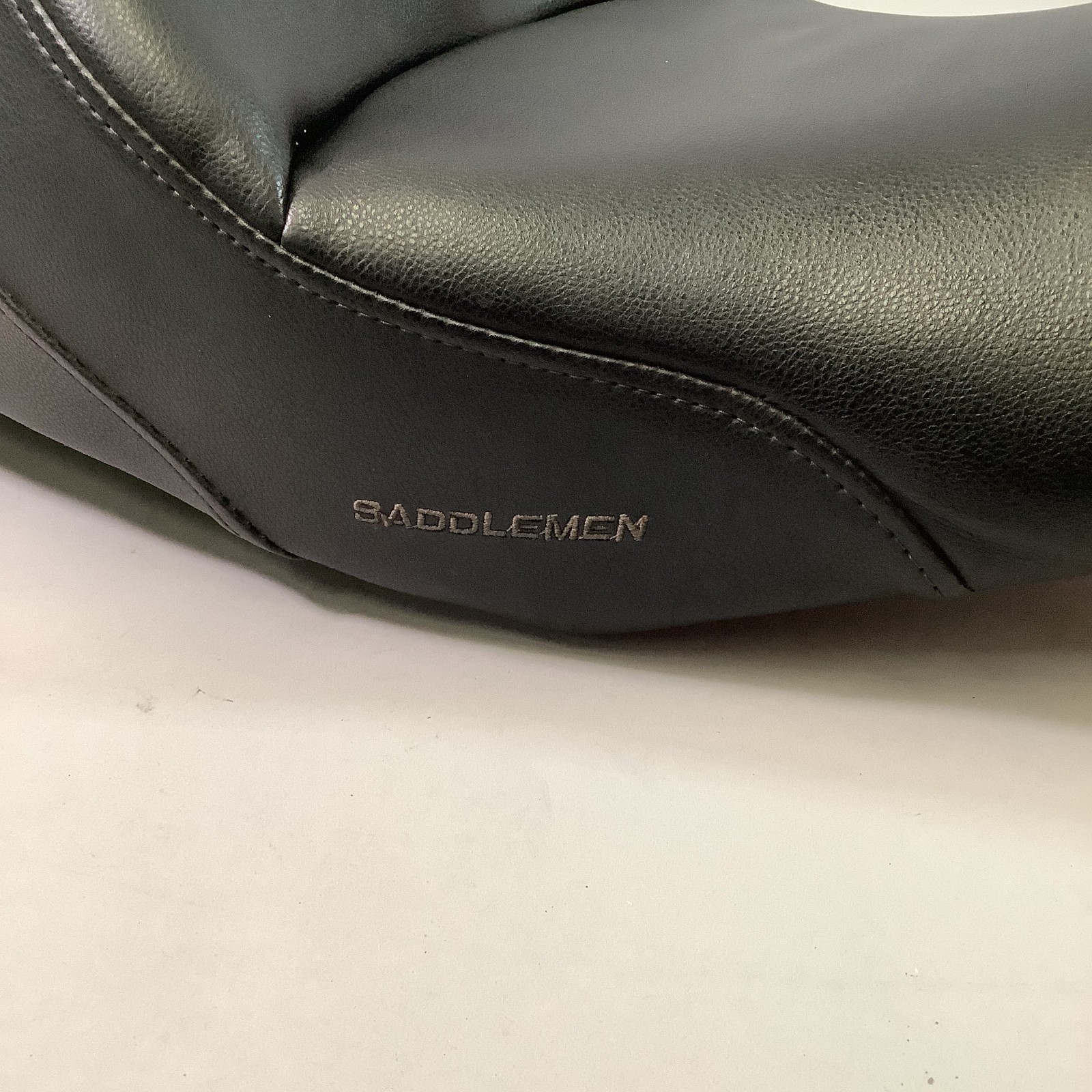 Saddlemen Explorer RS Seat for Kawasaki Concours 14 08-15