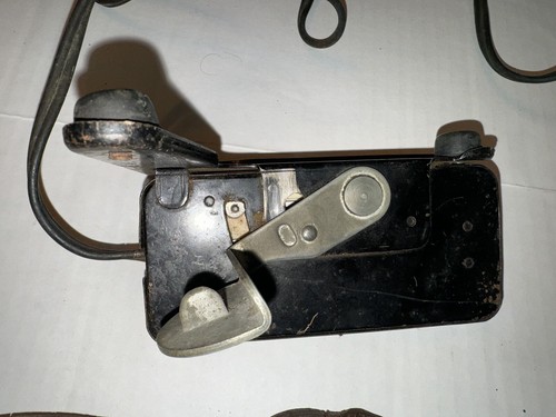 Singer Antique Electric Singer Sewing Machine Model Antique - Decent Condition - Picture 21 of 24