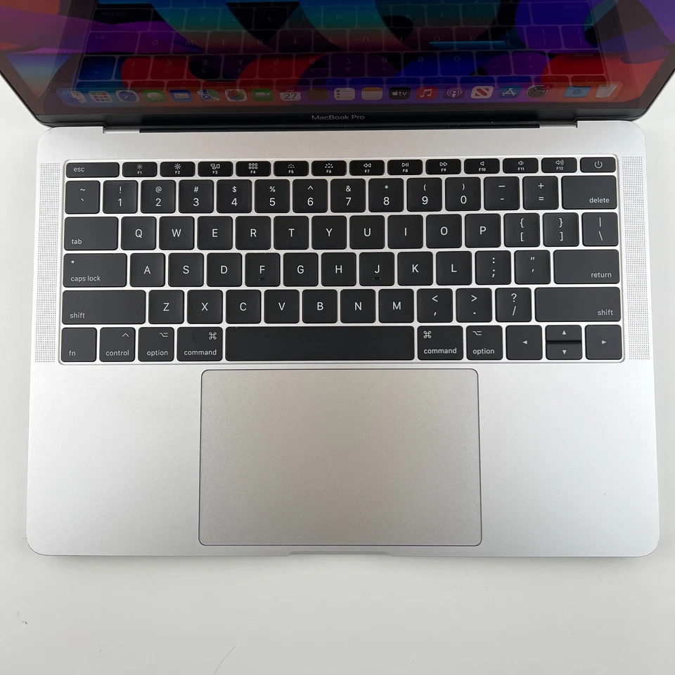 13" MacBook Pro 2017 2.3GHz i5 16GB RAM 256GB SSD Silver + Warranty + Good - Image 2 of 4