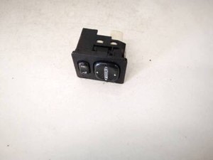 Toyota Avensis Verso 2003 Wing mirror control switch (Exterior Mir #1729966-62