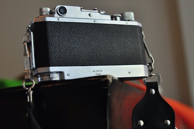 Canon Screw mount Rangefinder camera body with a Rapid Canon Screw mount Rangefinder camera body with a Rapid