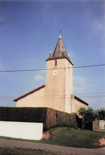 40 MOUSCARDES L KIRCHE