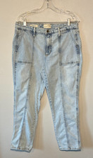 Universal Thread Women's Jeans Size 10R Light Wash Straight Leg Denim Cotton