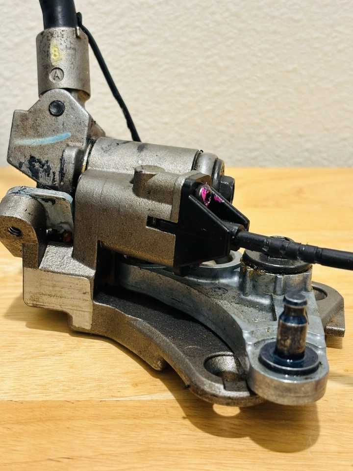 2000-2006 Toyota Tundra Sequoia Column Gear Shifter Selector with Overdrive OEM - Image 4 of 4