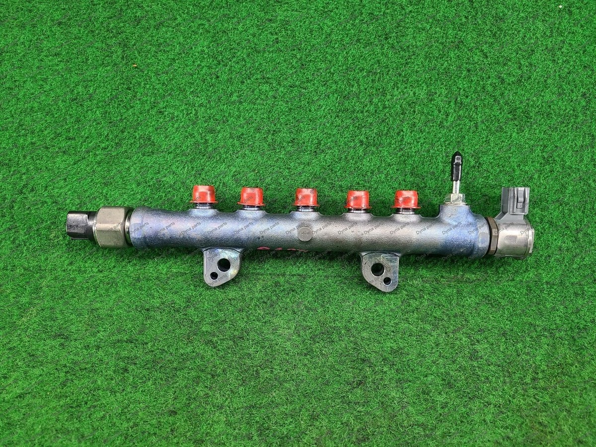 TOYOTA HILUX 2.8L 1GD-FTV DIESEL COMMON RAIL ASSY INJECTION RAIL