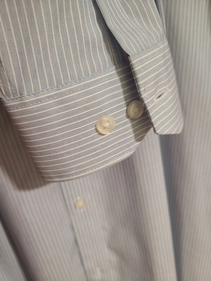DKNY Slim Fit Stretch Cotton Dress Shirt Blue & White Stripe Size 17.5 34-35 - Image 4 of 4
