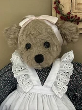 1996 Ganz Cottage Collectibles Artis Mary Holstad "Kathy" Bear Jointed Armatured