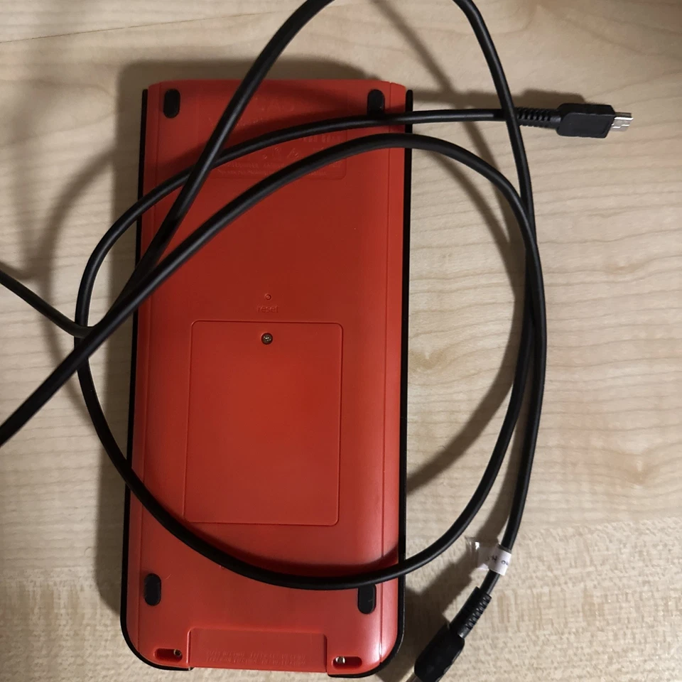 Texas Instruments Ti Nspire CX II-T CAS Grafikrechner mit Hülle und Ladekabel - Bild 3 von 3