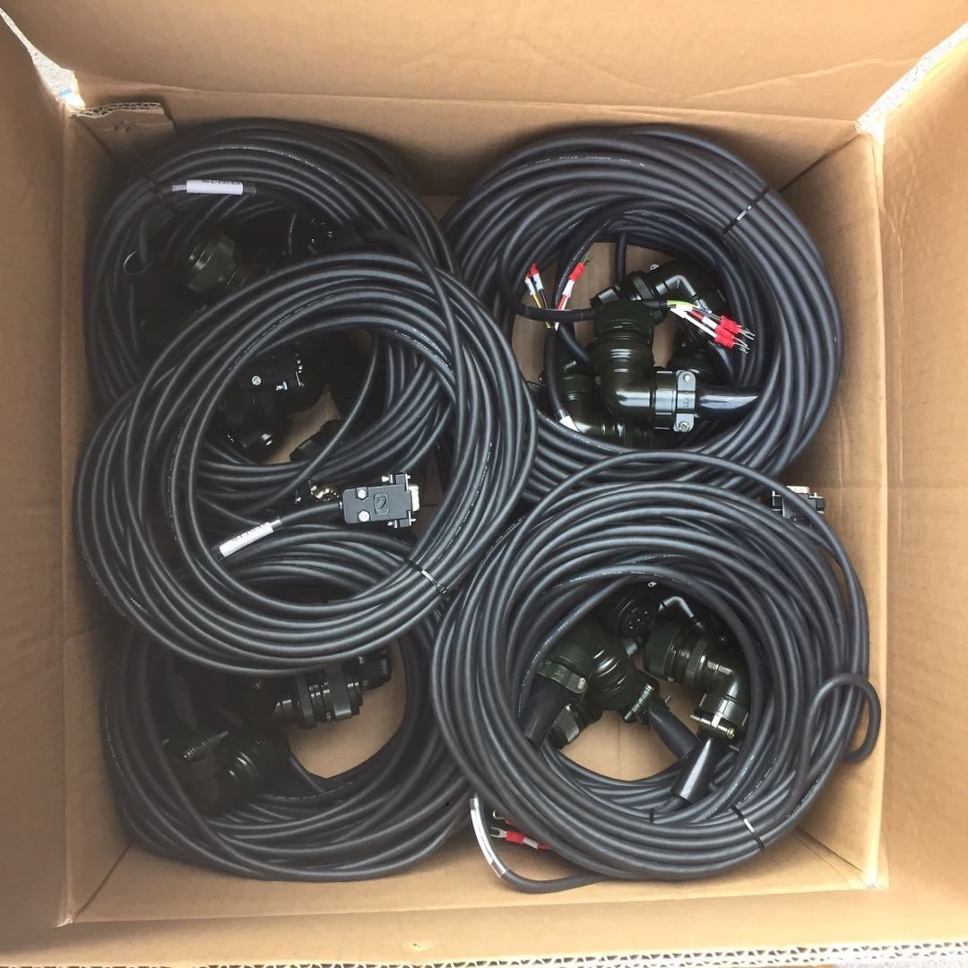 cable MR-JCCBL15M NEW FREE EXPEDITED SHIPPING *lg