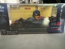 Bburago Oracle Red Bull Racing RB21 Max Verstappen F1 1:43 Diecast Stand Case