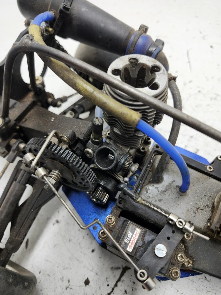 Traxxas Nitro Rustler 2.5 used Read Description - Image 2 of 4