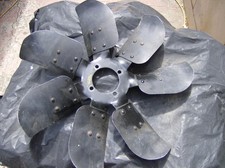 69 70-77 Chevy 7 Blade Clutch Fan 3947772 Dz 302 Z28 Camaro Lt1 L78 396 Chevelle 69 70-77 Chevy 7 Blade Clutch Fan 3947772 Dz 302 Z28 Camaro Lt1 L78 396 Chevelle