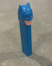 Vintage PEZ No Feet Foot Blue Batman L2