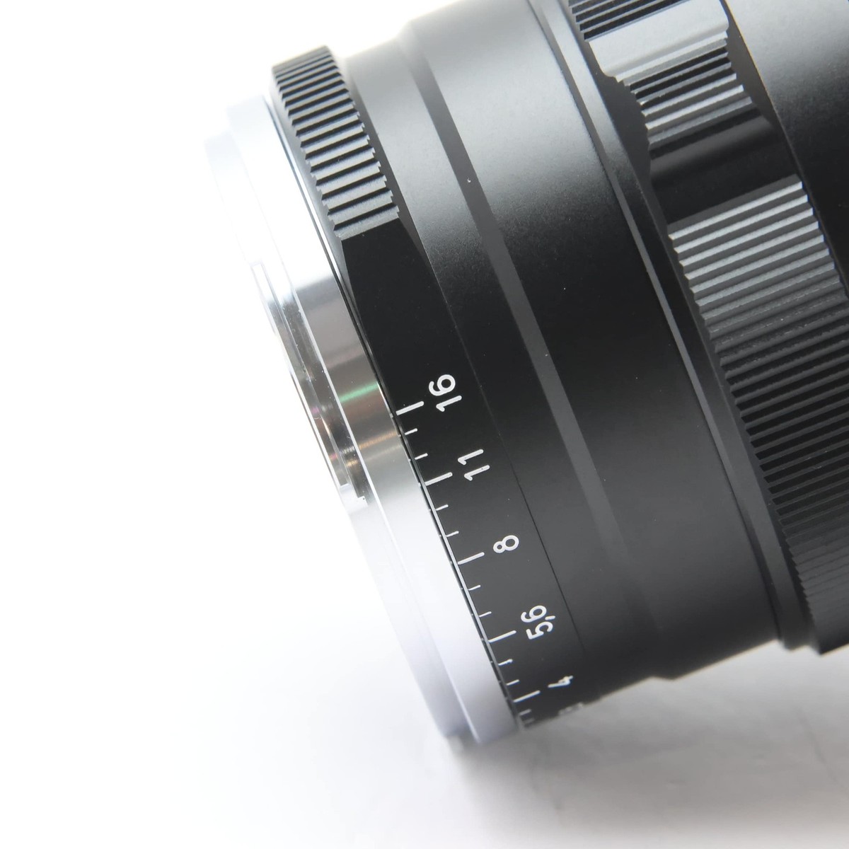 美品CarlZeiss Distagon T* 35mm F1.4 ZM Carl Zeiss Distagon T* 35mm F/1.4 ZM Black (Leica M mount