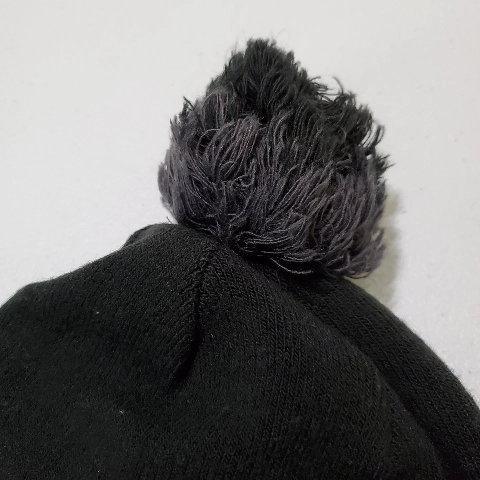 Under Armour Men Hat One Size Black Striped Beanie Logo Halftime Fleece Pom - Image 4 of 4