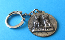Vintage " BLACK & WHITE " Dogs Whisky Keyring, Antique Finish, VGC. French.