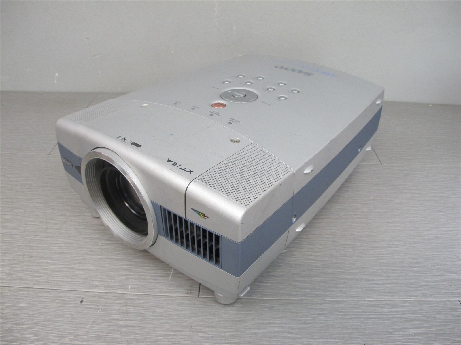 Sanyo PLCXT15A PRO XtraX Multiverse Projector eBay