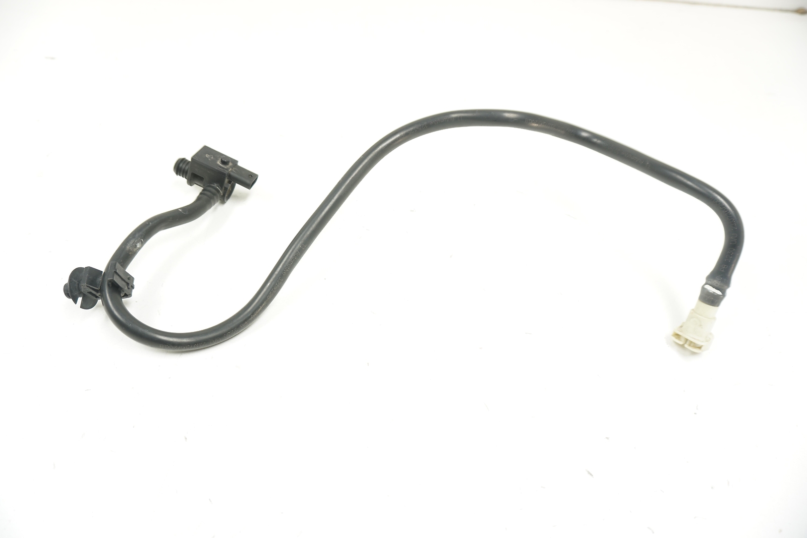 19 2016-2019 Chevrolet Cruze Power Brake Booster Vacuum Sensor Tube Used