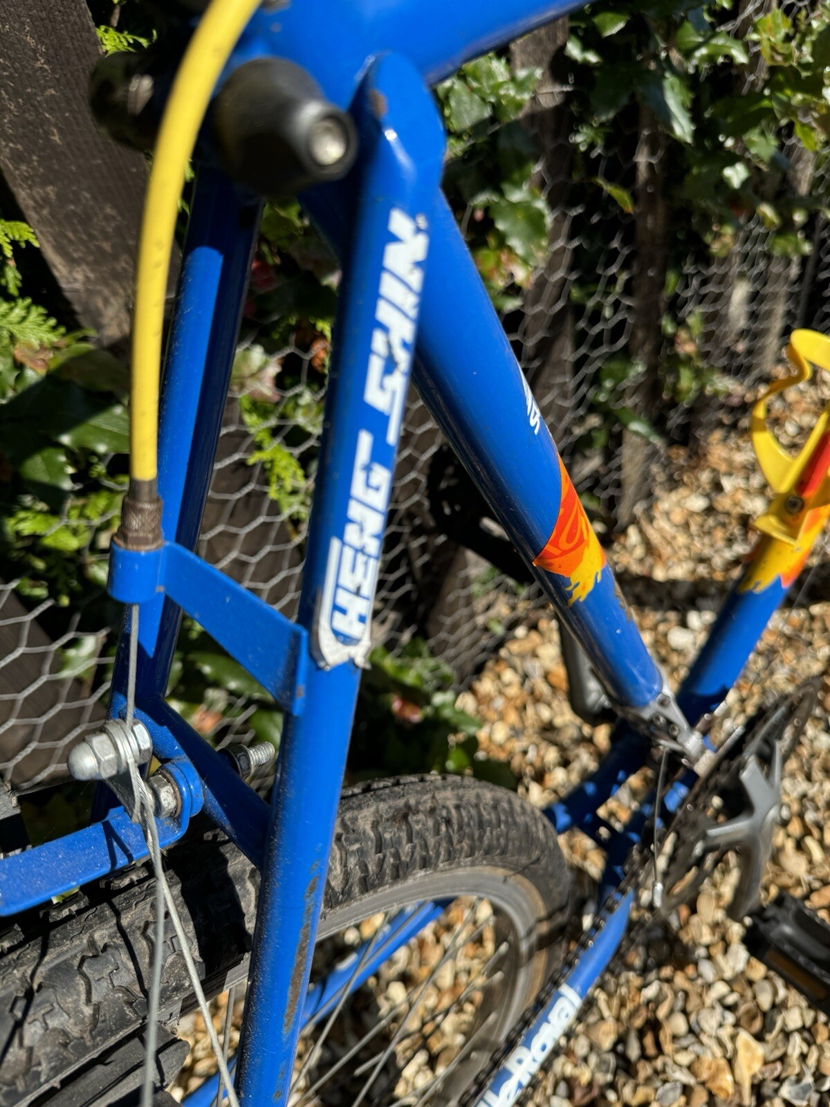 RALEIGH MOUNTAIN BIKE TEAM BICYCLE BIKE - 26