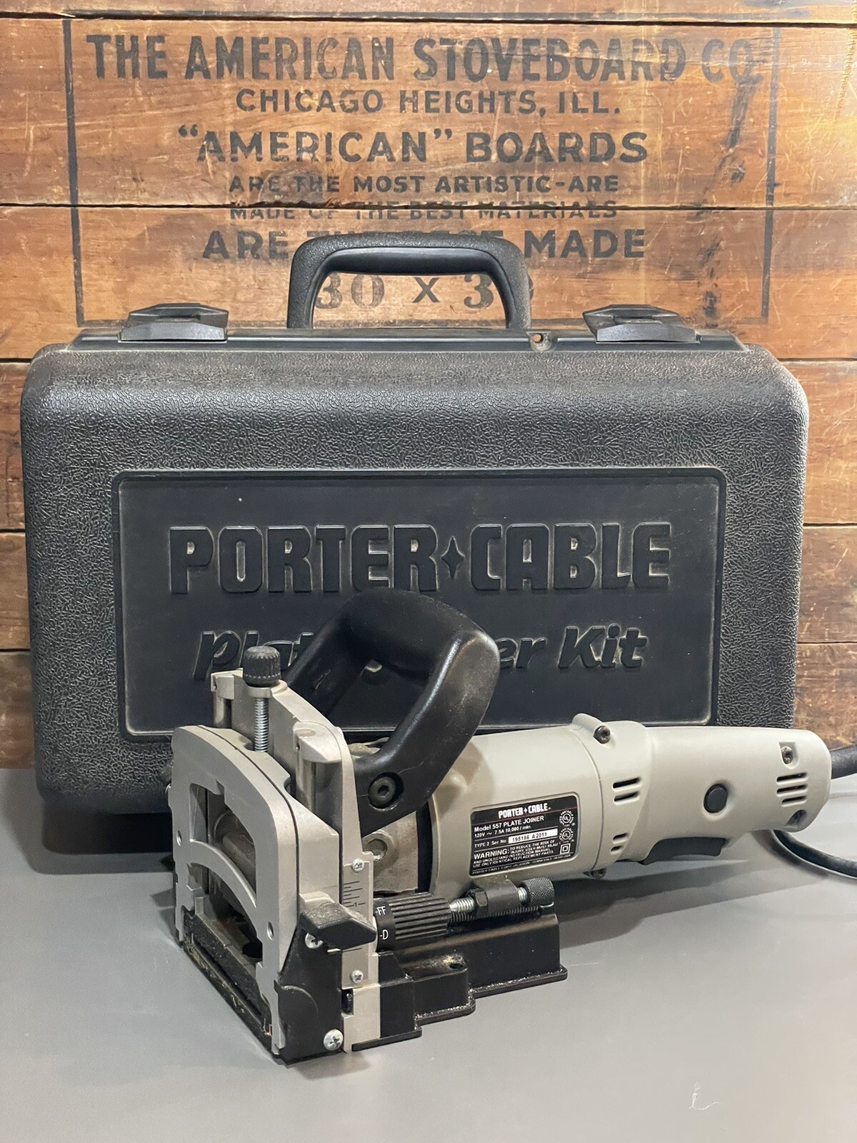 PORTERCABLE 557 PROFESSIONAL BISCUIT CUTTER / PLATE JOINER W/ CASE