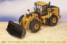 Diecast Masters 1:50 930 Wheel Loader