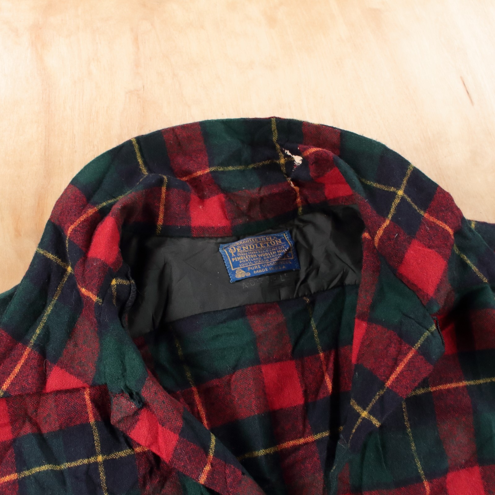 PENDLETON loop collar flat hem plaid wool flannel… - image 6