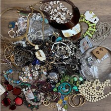 Wearable Costume Jewelry Assorted Necklaces Bracelets Resell Gift UB6