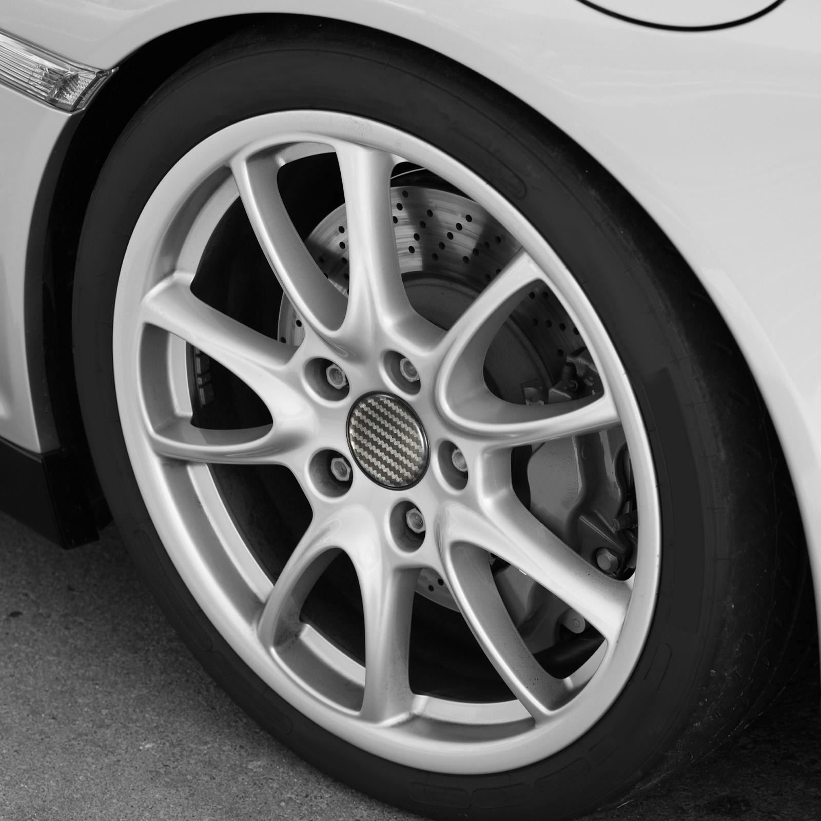 4pcs 56mm 2.2“ Automotive Universal Tyre Hub Cover Carbon Fiber Pattern Black