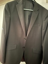 Kenneth Cole Reaction Suit 38R