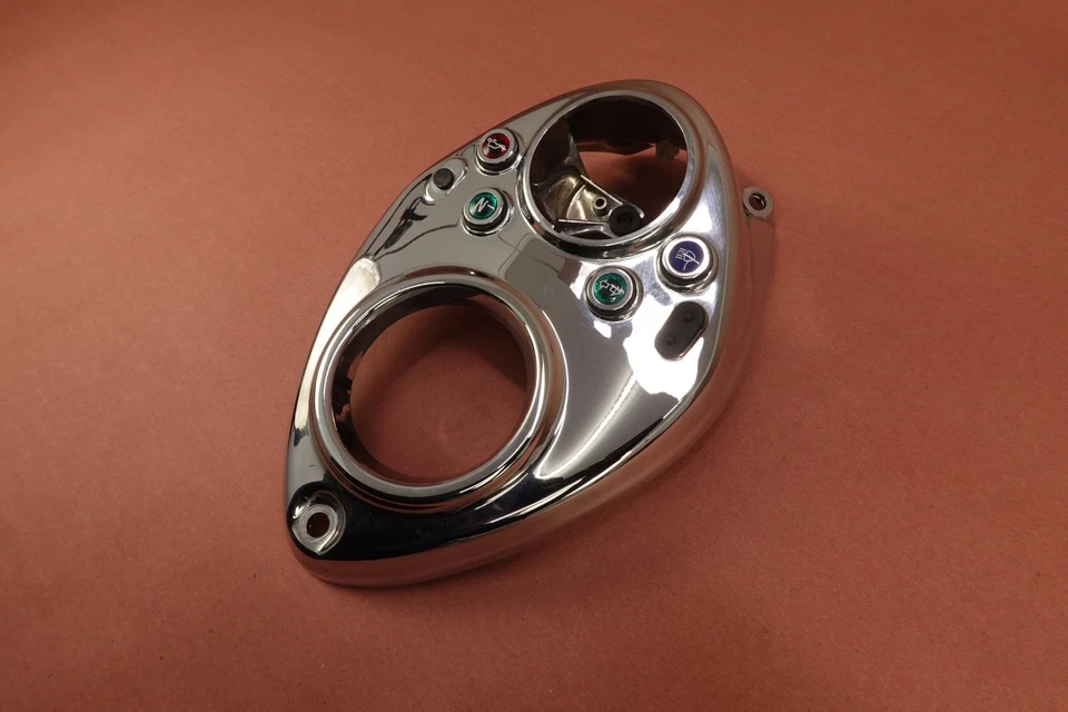 Консоль топливного бака 2014 11-17 Triumph SPEEDMASTER - Изображение 2 из 4