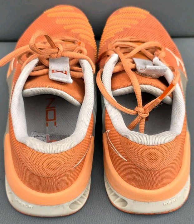 Nike Metcon 9 FlyEase Women's Amber Orange Trainers DZ2537-200 Size UK 6 Eu 40 image 3