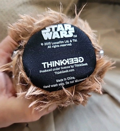 Star Wars FURRY Chewbacca Can Holder Koozie Coozie Beer Soda Pop Think Geek 2015 - Picture 5 of 6