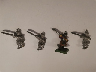 Dark Elf Metal Models x4 Double Handed Weapons Suitable for Warhammer