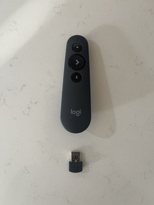 Logitech R500 Laser Presentation Remote Wireless Presenter