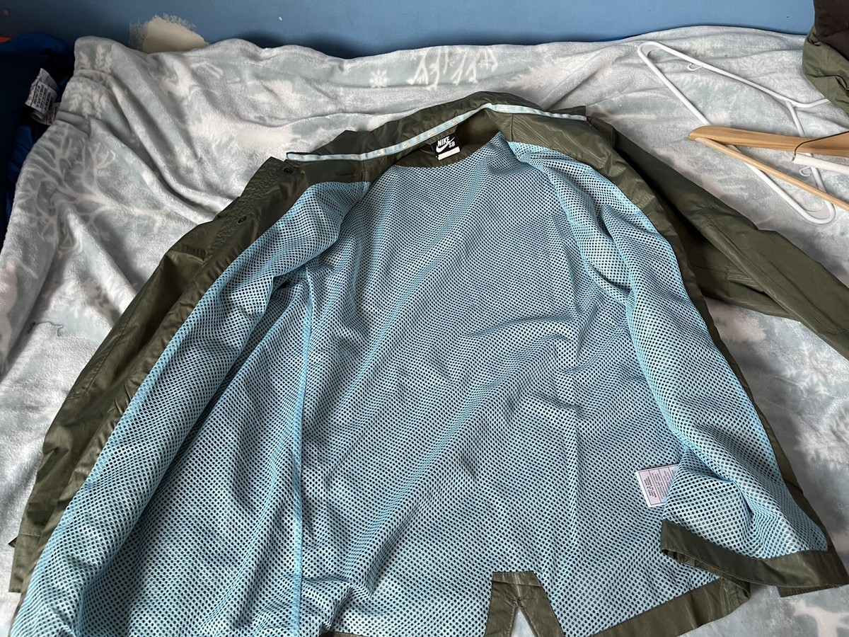 Nike SB “military” Jacket Men Medium Dunk Matches Trainer Sb