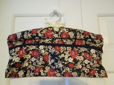 Floral Padded Hanger Closet Safe Hidden Zippered Pocket Conceals Valuables