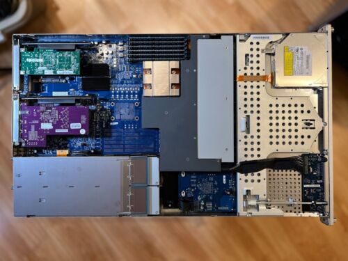 Apple Xserve Quad Xeon “Nehalem” A1279 EMC2279 12GB Ram No HDD Fiber & eSata - Picture 3 of 10