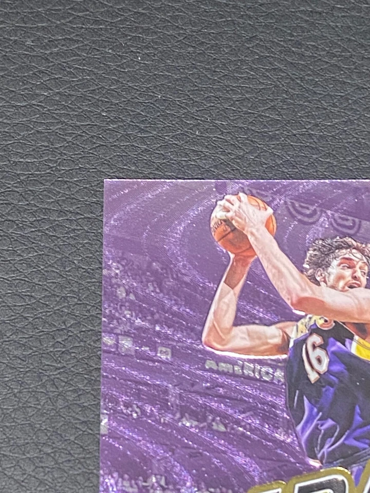 Autógrafo dourado 2022-23 Pau Gasol /10 Impact Impressions Donruss Elite #II-PAU - Imagem 4 de 4