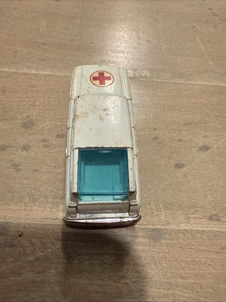 Ambulancia Husky Studebaker Wagonaire 1968 de colección; usada Foto 4 de 4