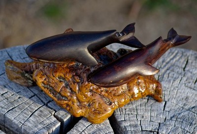 VINTAGE Manzanita Burl Ironwood Whales Figurine Made in USA c. 1960's RARE FIND!