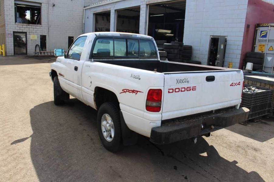 Windshield Wiper Motor Fits 97-02 DODGE 2500 PICKUP 399820