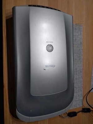 Canon CanoScan 4400F DIN A4 Flachbett Scanner