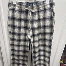 Gap women  s size L flannel pajama pants plaid