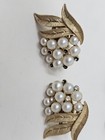VINTAGE TRIFARI Bracelet And Earrings Lot — photo 8