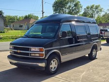 2000 Chevrolet Express ARCHER CONV RICON WHEELCHAIR VAN Low Mi 5.7L V8