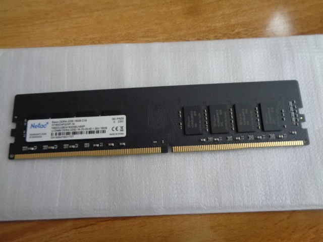 Netac BASIC DDR4-3200 16GB P/N: NTBSD4P32SP-16  DIMM 288-pin / PC4-25600 PC MEMO