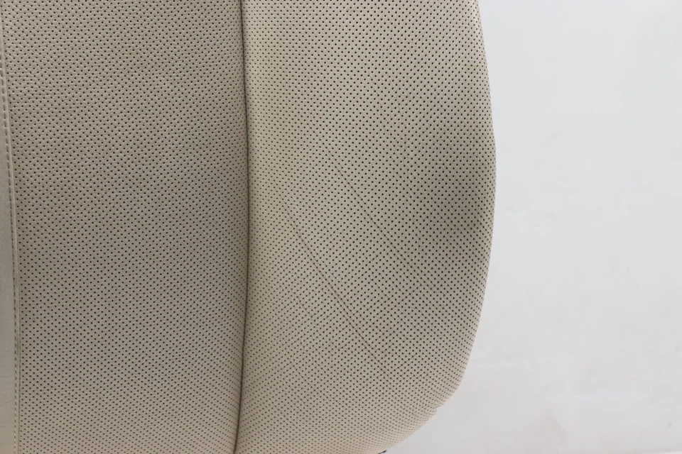 2002-2005 BMW 745LI - Front Upper SEAT Backrest Cushion Assembly 7018586 - Image 4 of 4