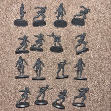 Runner Zombie Miniatures Zombicide 2nd Edition 16 Models
