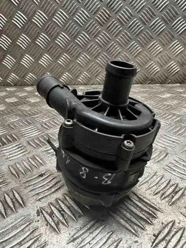 VW PASSAT B8 3G2 Zirkulationswassermotor 20170306 04L965567 0392024003 32389094