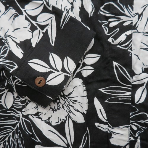 SHAVER LAKE SZ LARGE WOMENS BLACK WHITE FLORAL BUTTON DOWN 3/4 SLEEVE BLOUSE TOP - Picture 8 of 13